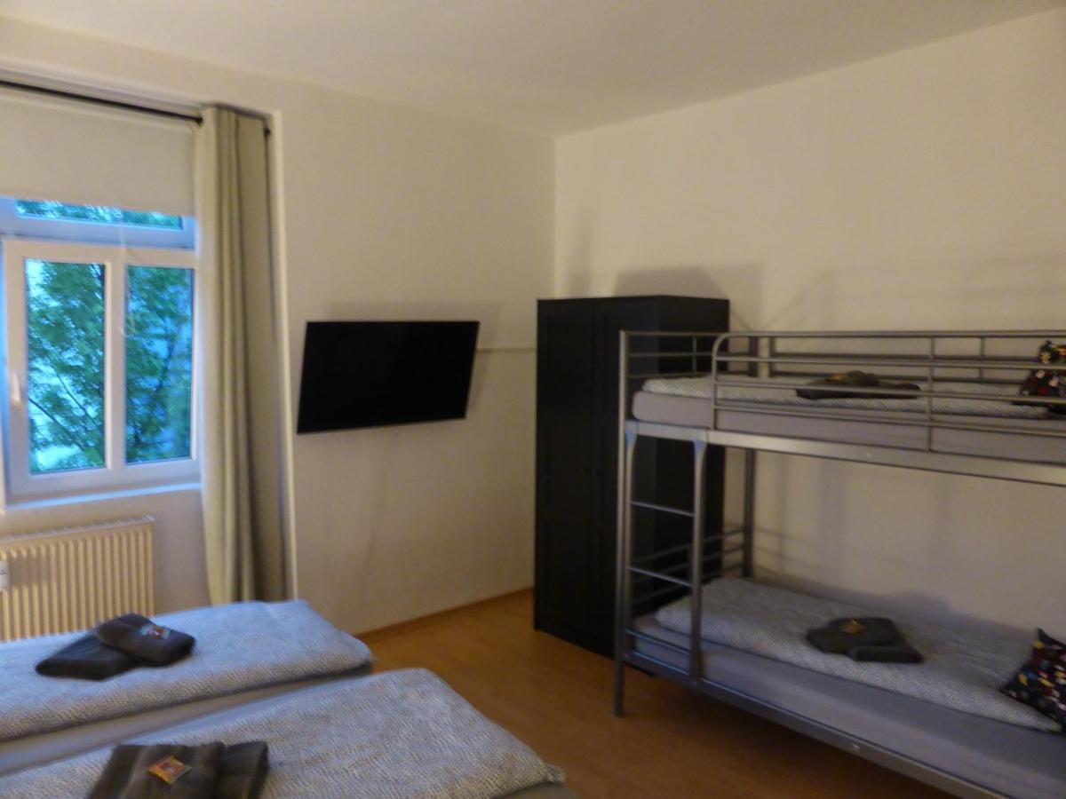 Apartment Napoleon, Naehe Zentrum, 2 Schlafzimmer, Grosser Balkon, Free Wifi ,Parken Jena Exterior photo