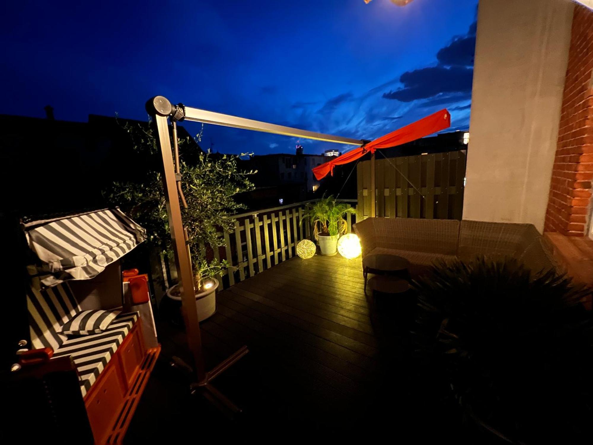 Apartment Napoleon, Naehe Zentrum, 2 Schlafzimmer, Grosser Balkon, Free Wifi ,Parken Jena Exterior photo